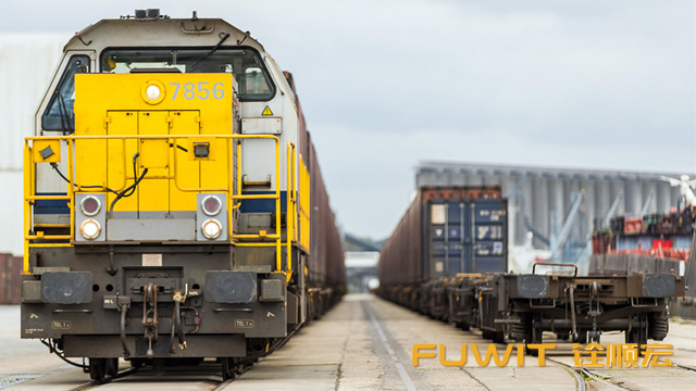 基于无线传感器标签的RFID跟踪系统提高了车辆的利用率